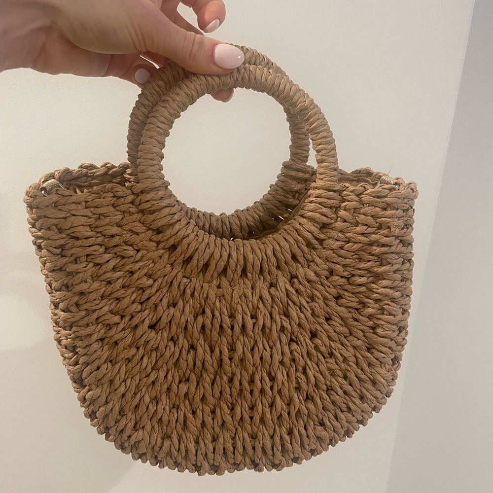 Straw Woven Bag - Picture 3 of 5